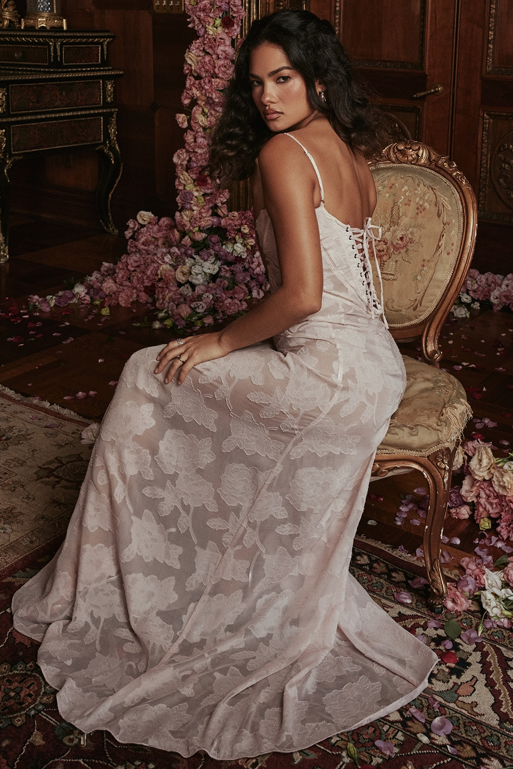 Sharon | Floral Embroidered Bodycon Maxi Dress