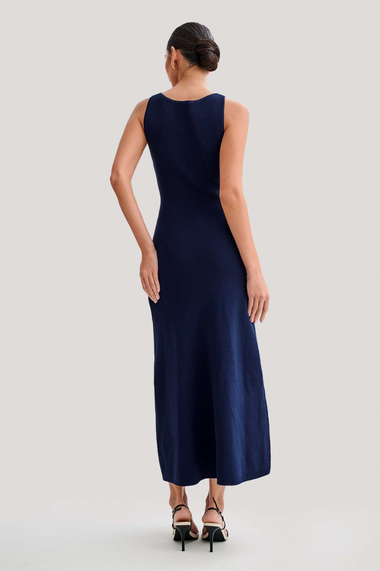 Gabriella | Sleeveless Ribbed Button-Down Maxi Dress