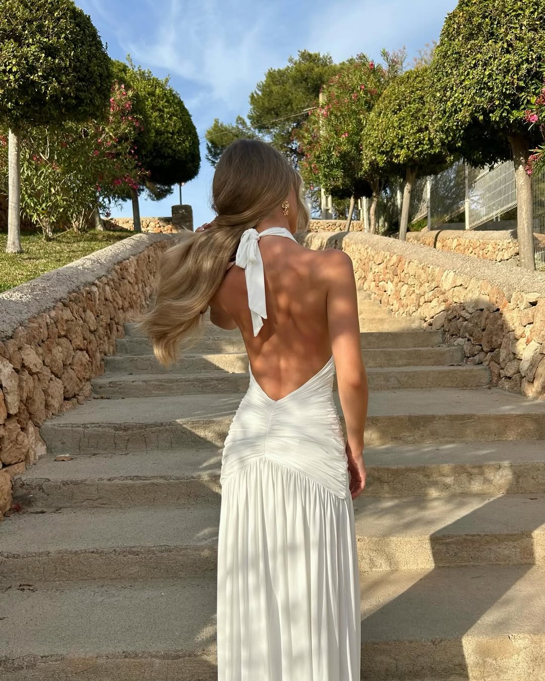 Callista | Women's White Sleeveless Halter V-Neck Pleated Maxi Summer Dress