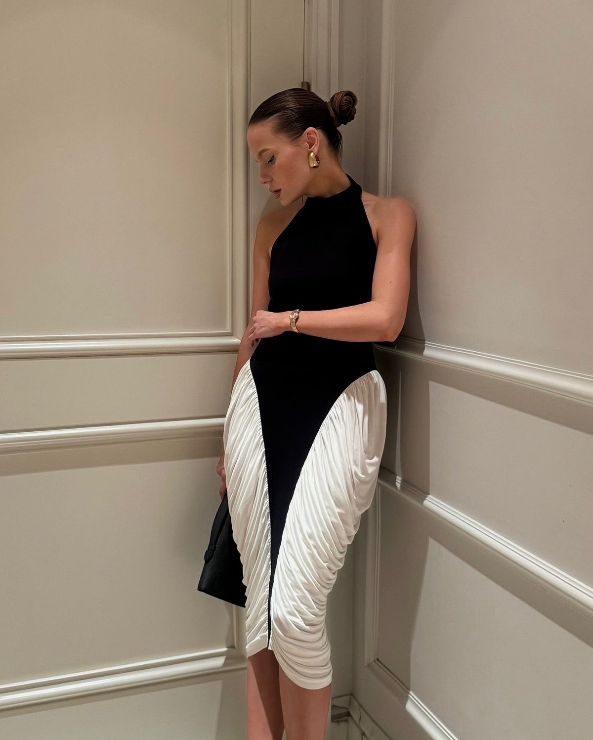Francesca | Women's Black & White High-Neck Sleeveless Backless Pleated Midi Dress