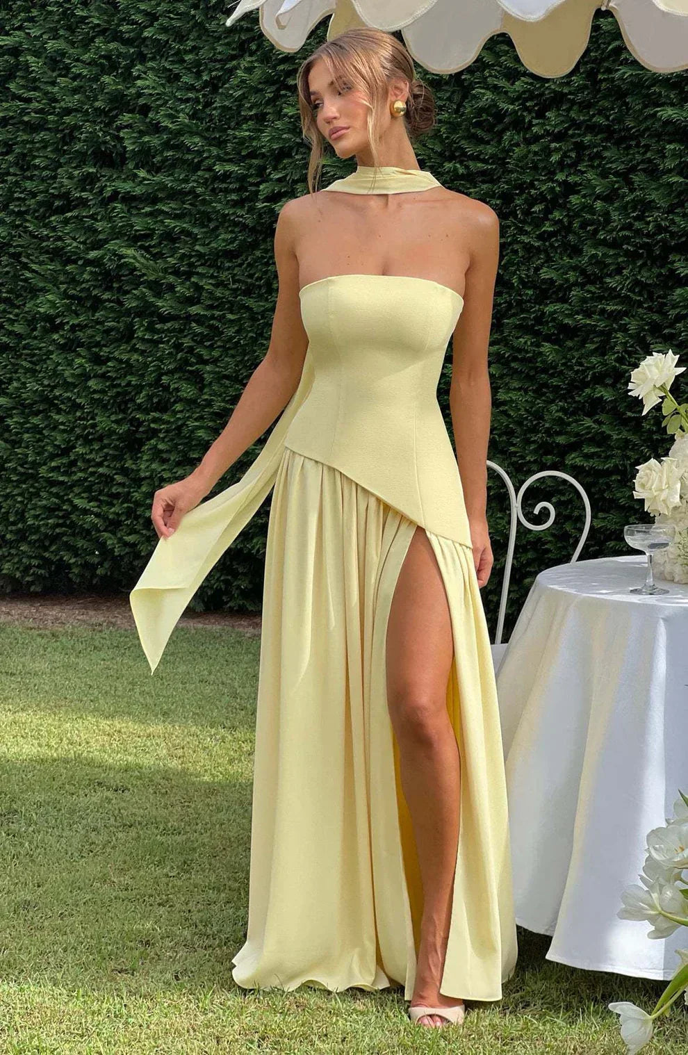 Donna | Asymmetrical Strapless Sculpted Maxi Dress