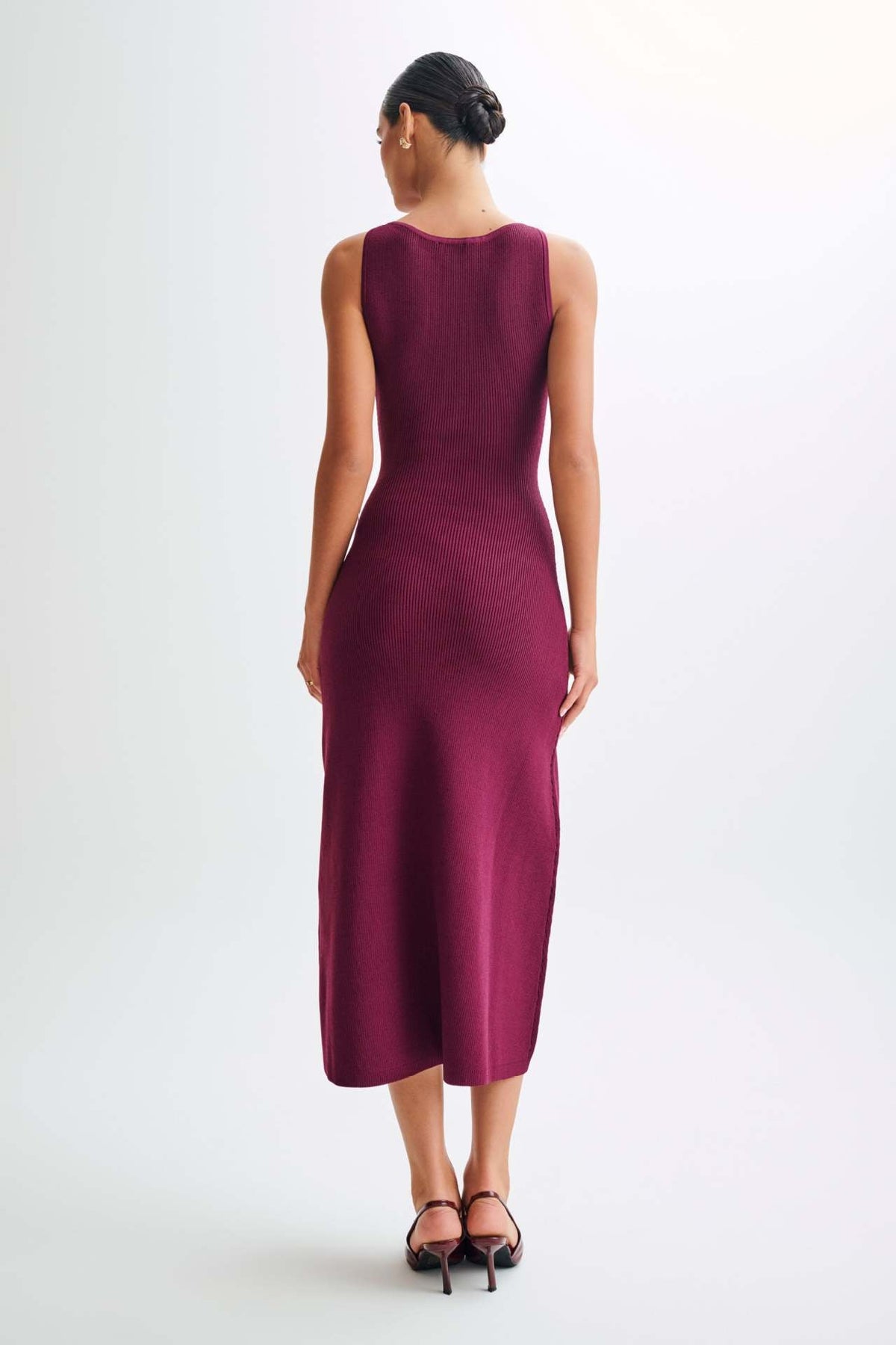 Gabriella | Sleeveless Ribbed Button-Down Maxi Dress